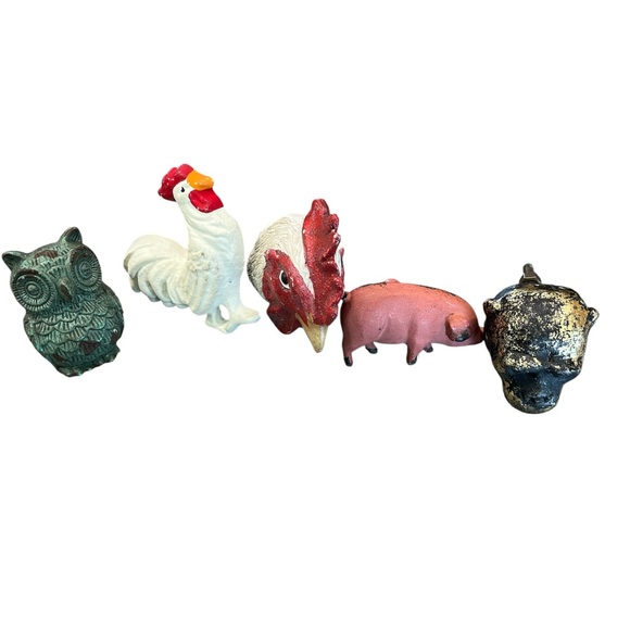 Colorful Animal Drawer Pull - Picture 1 of 7